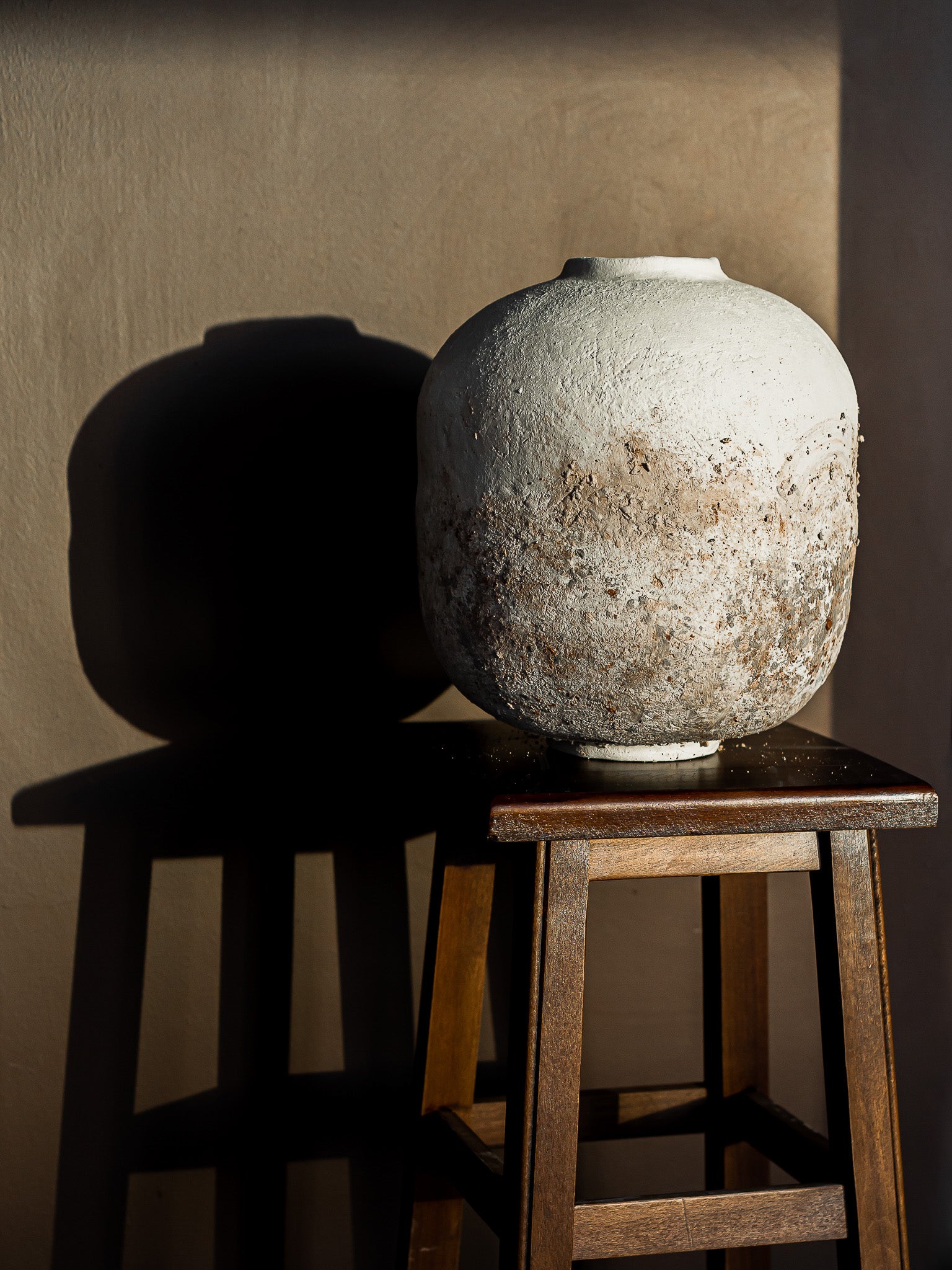 Geza Collection Beige Cube