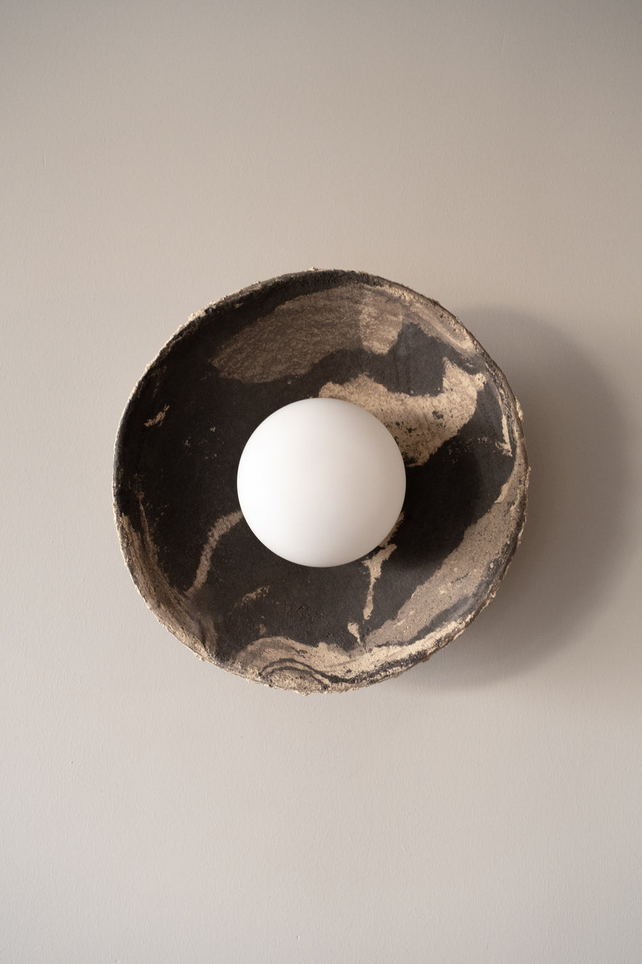 Kumo – handmade black & white ceramic wall sconce in natural stoneware clay by Geza Ceramic Studio