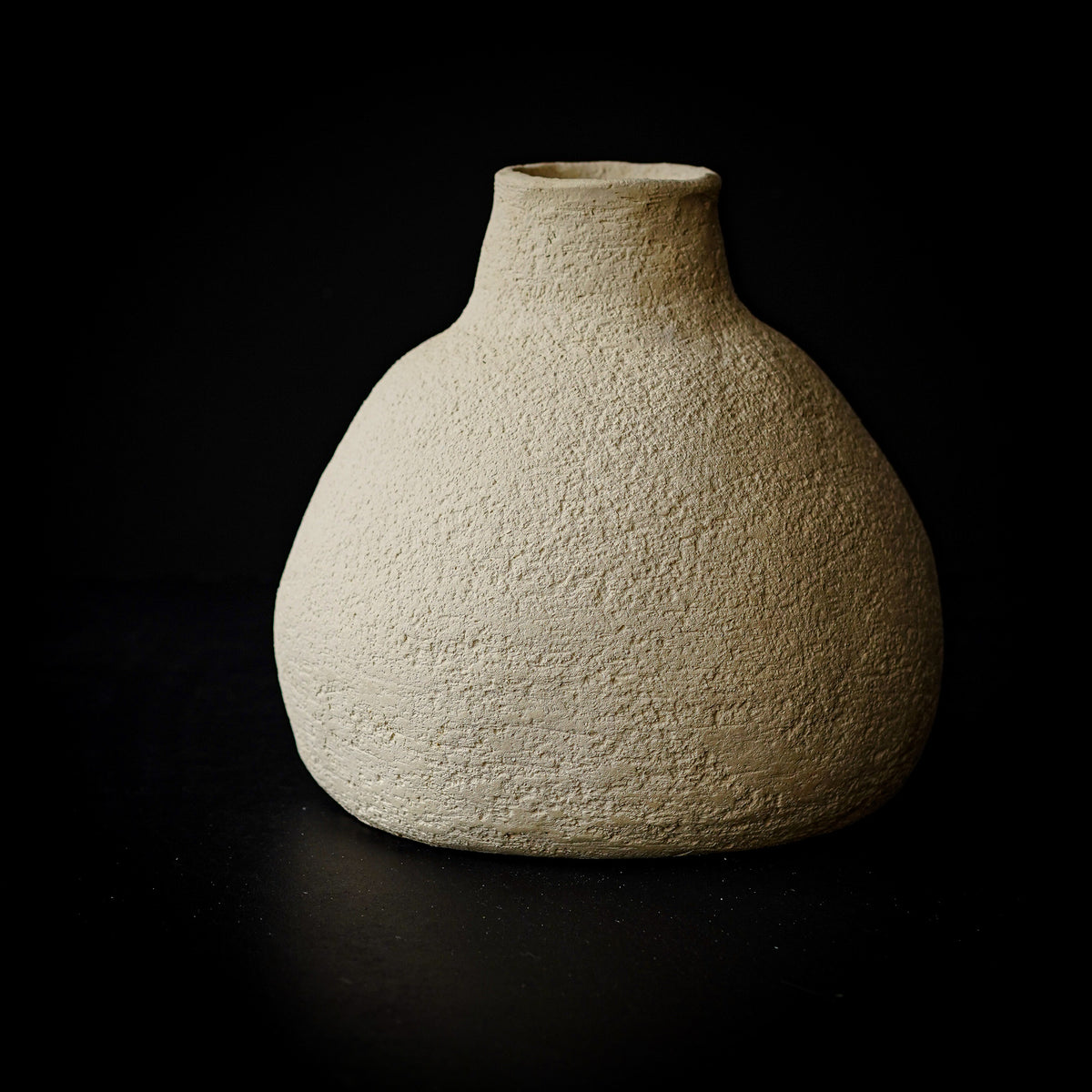 Eiren – handmade off-white ceramic wall art decor in natural stoneware clay by Geza Ceramic Studio