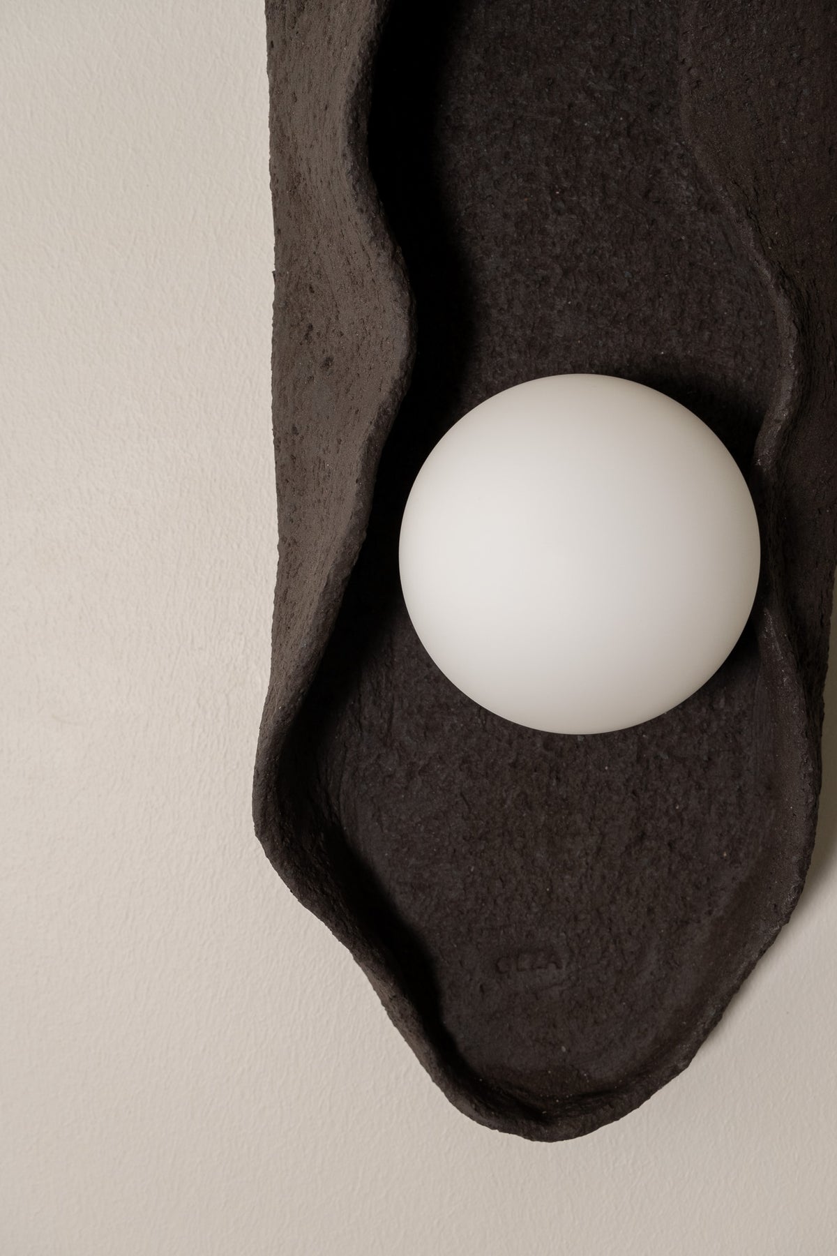 Noa – handmade black ceramic wall sconce in natural clay, Geza Ceramic – image 11