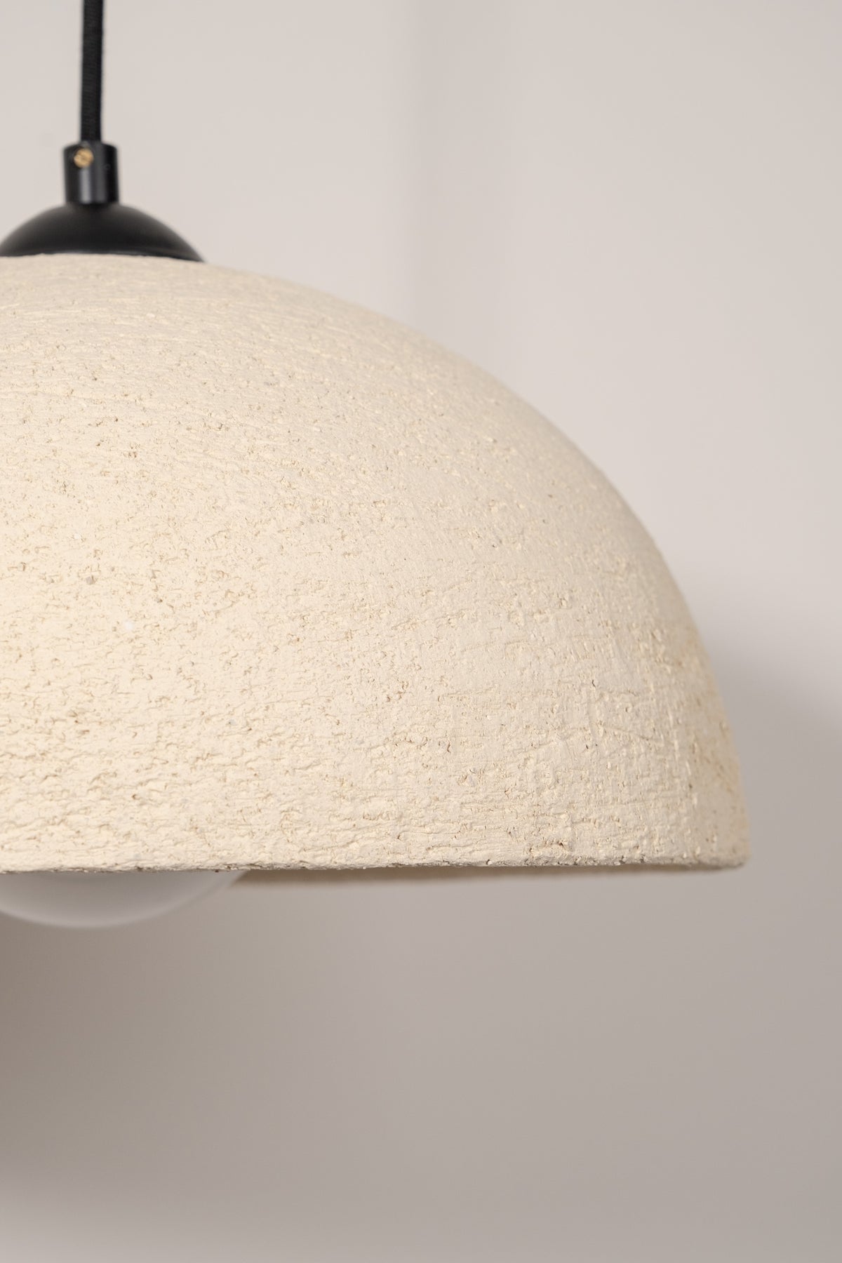 Asteria – handmade white ceramic pendant light in natural clay, Geza Ceramic – image 11